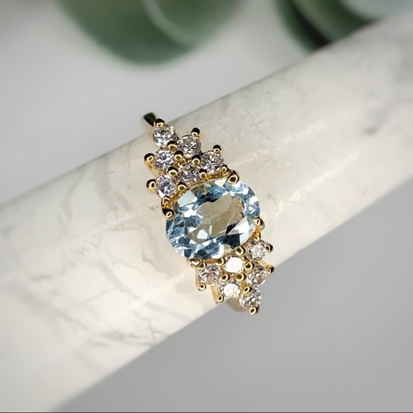 RING | Genuine Blue Topaz - Picture 1 of 7